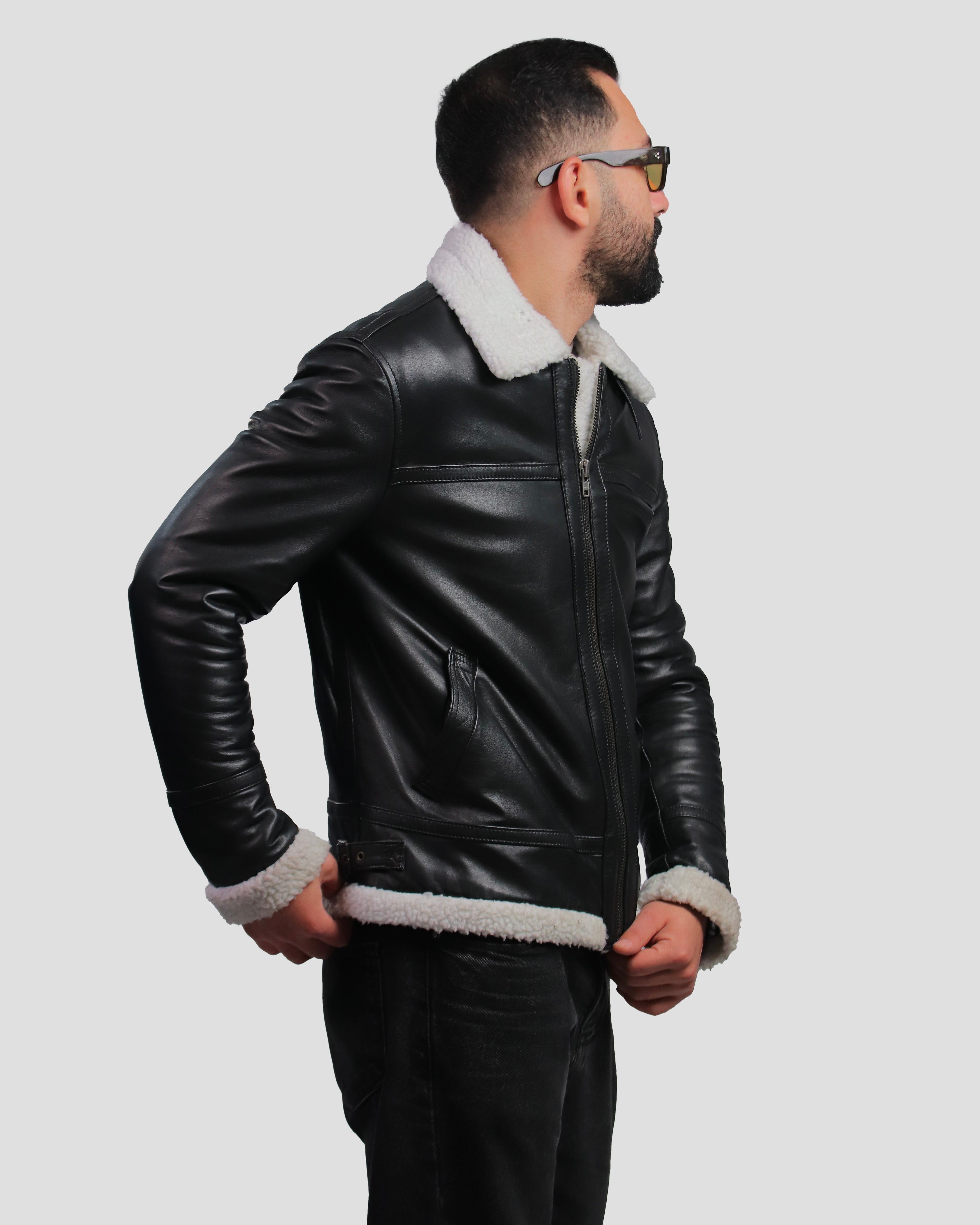 Veste en cuir avec doublure en fourrure ɴ𝓸𝓾𝓿𝓮𝓵𝓵𝓮 𝓬𝓸𝓵𝓵𝓮𝓬𝓽𝓲𝓸𝓷