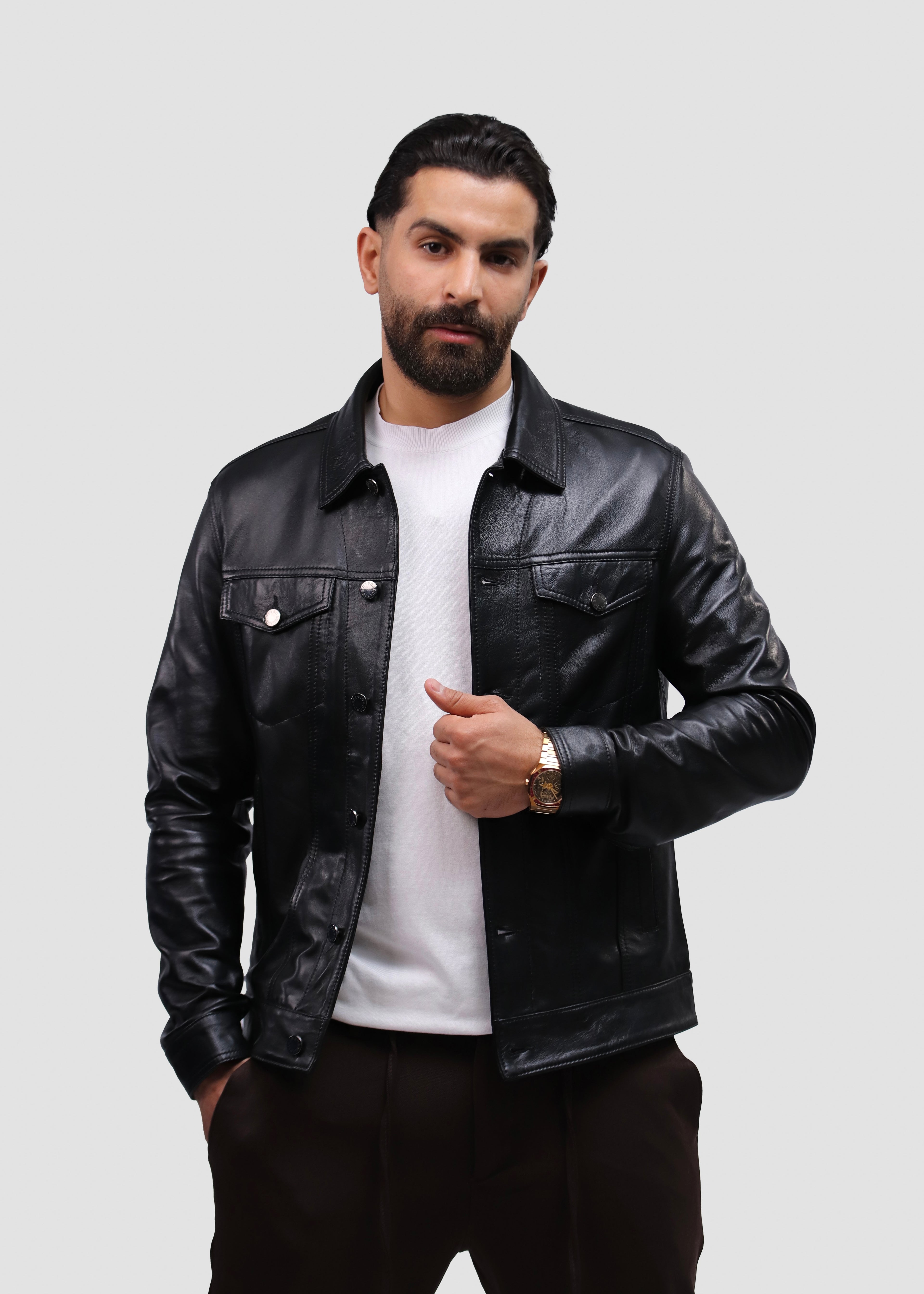 Veste en Cuir Noir Regular Fit.  ɴ𝓸𝓾𝓿𝓮𝓵𝓵𝓮 𝓬𝓸𝓵𝓵𝓮𝓬𝓽𝓲𝓸𝓷