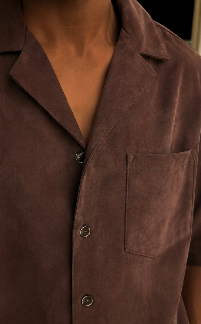 Chemise en daim manches courtes